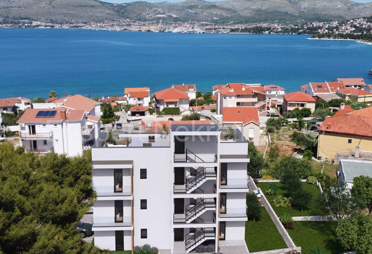 Ciovo, Okrug Gornji, penthouse 104 m2, new building, sea view