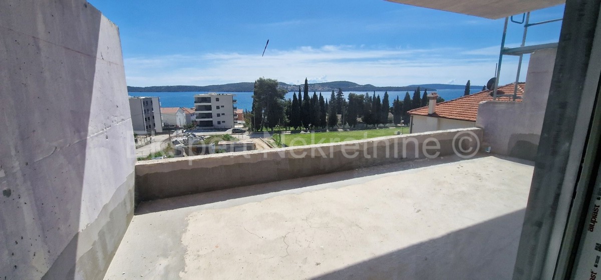 Seget D., 3-bedroom apartment 96 m2, new building, 1st floor, sea view