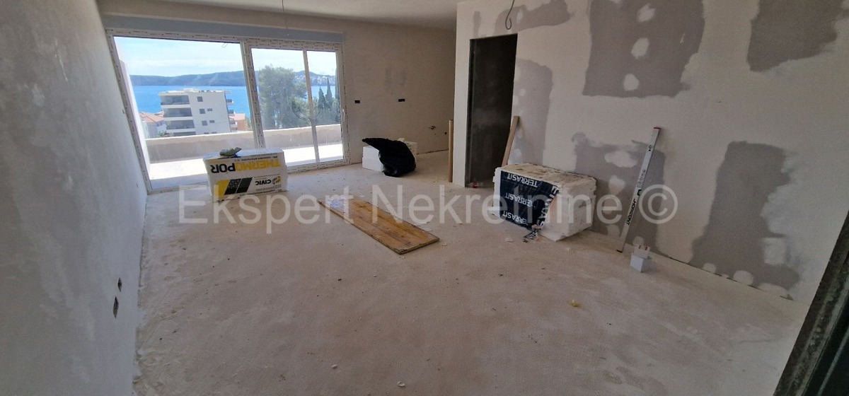 Seget D., 3-bedroom apartment 96 m2, new building, 1st floor, sea view