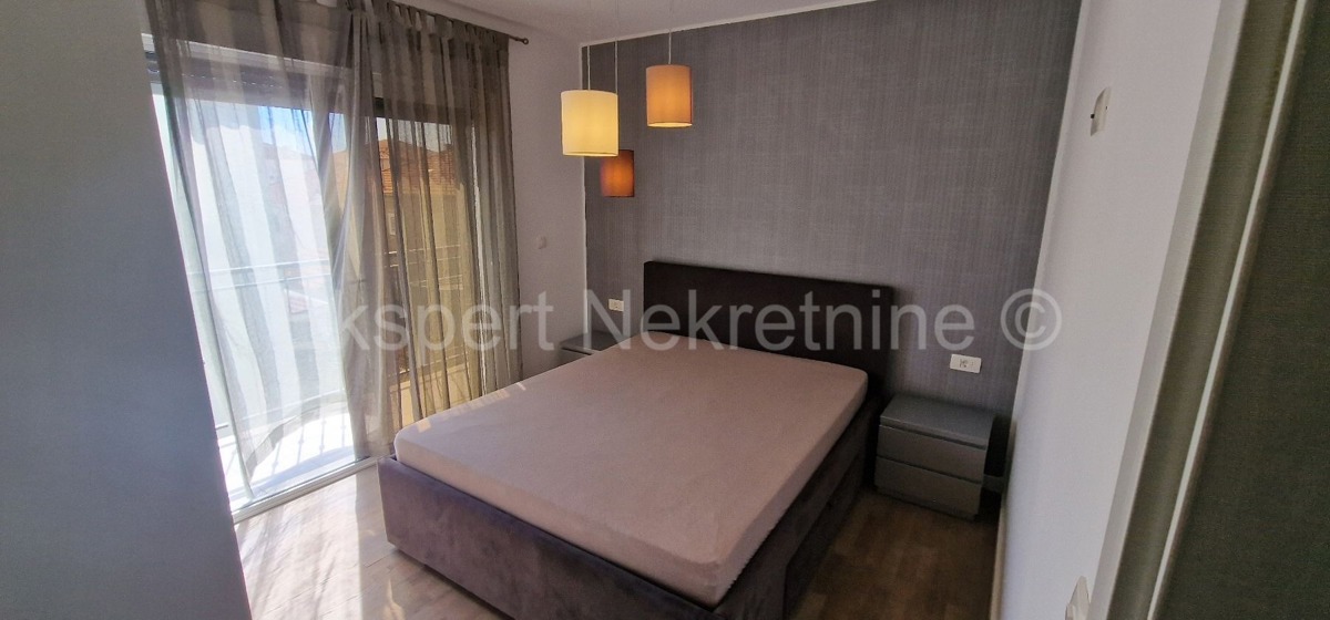 Trogir, Center, 4-bedroom apartment 110 m2, newer construction, TOP location!!!