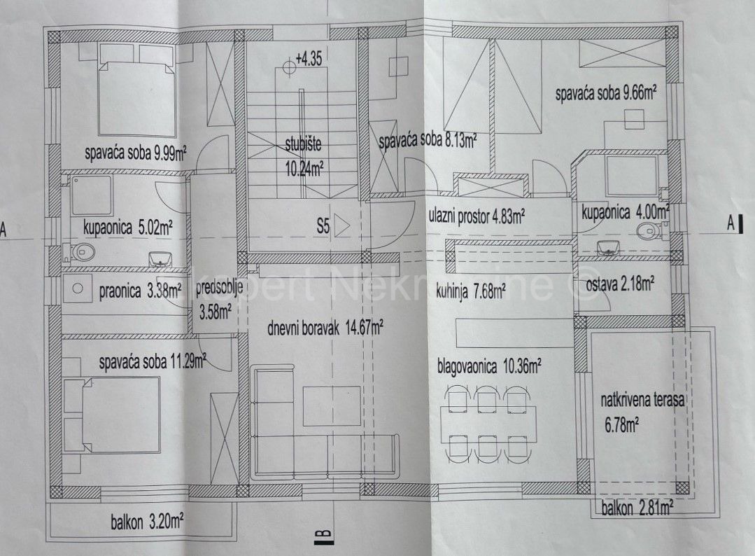 Trogir, Center, 4-bedroom apartment 110 m2, newer construction, TOP location!!!