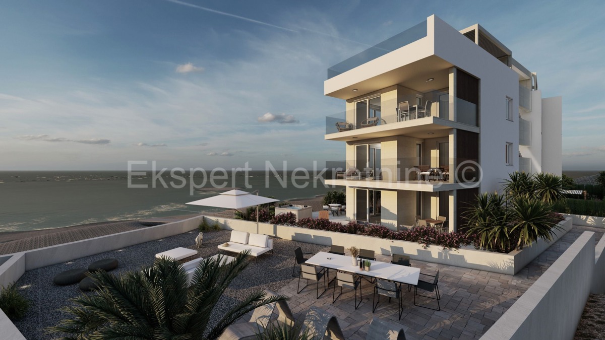 Čiovo, Okrug G., appartamento con due camere da letto con giardino e parcheggio, vista mare