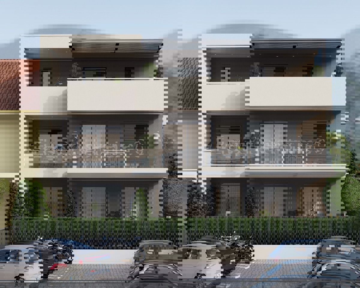 Trogir, 1-bedroom apartment 69 m2, ground floor, large terrace, new building