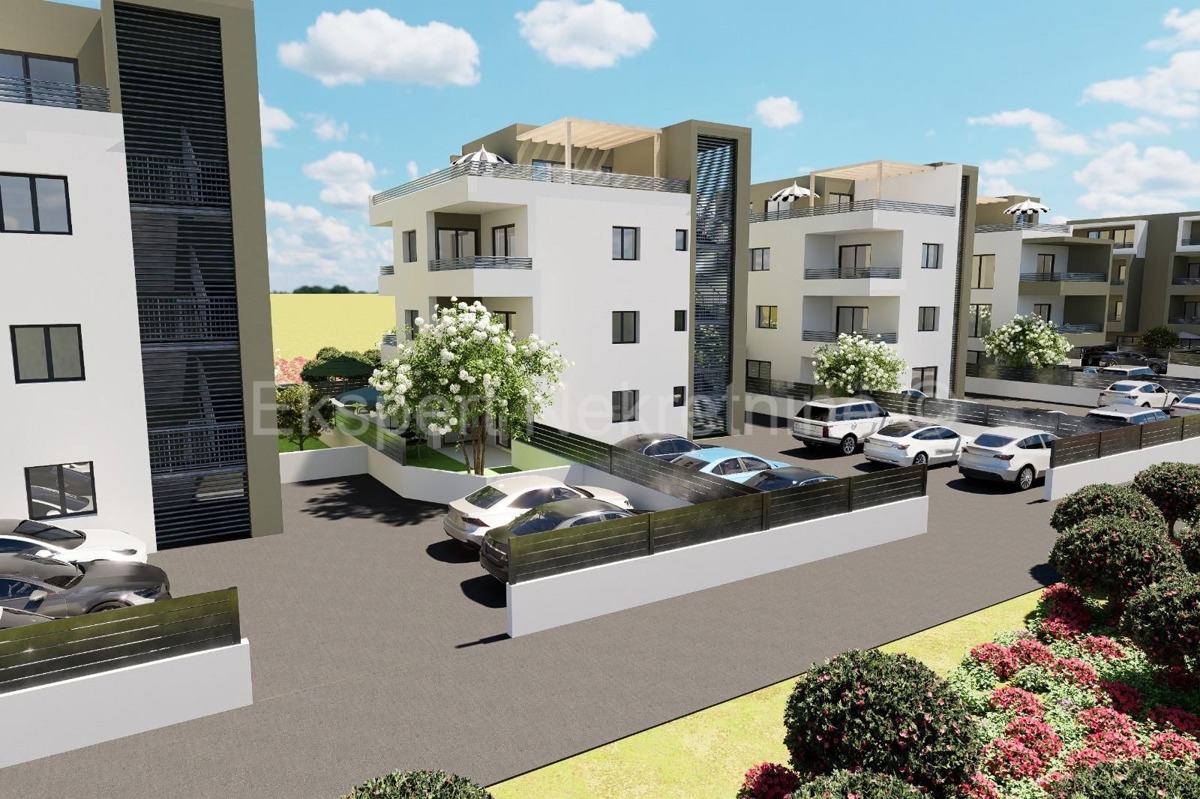 Trogir, 2-bedroom apartment 57 m2 + garden 59 m2, new building, ground floor