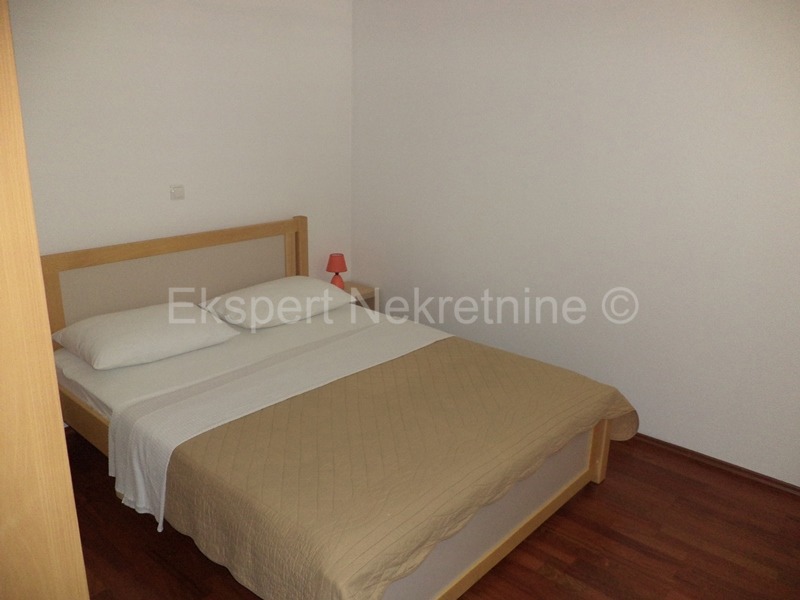 Čiovo,Okrug , casa 530m2, vicino ad una grande spiaggia, ideale per l'affitto