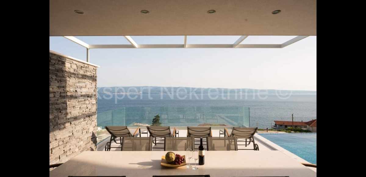 Podstrana, Mutogras, villa di lusso 370 m2 con giardino 392 m2 e piscina