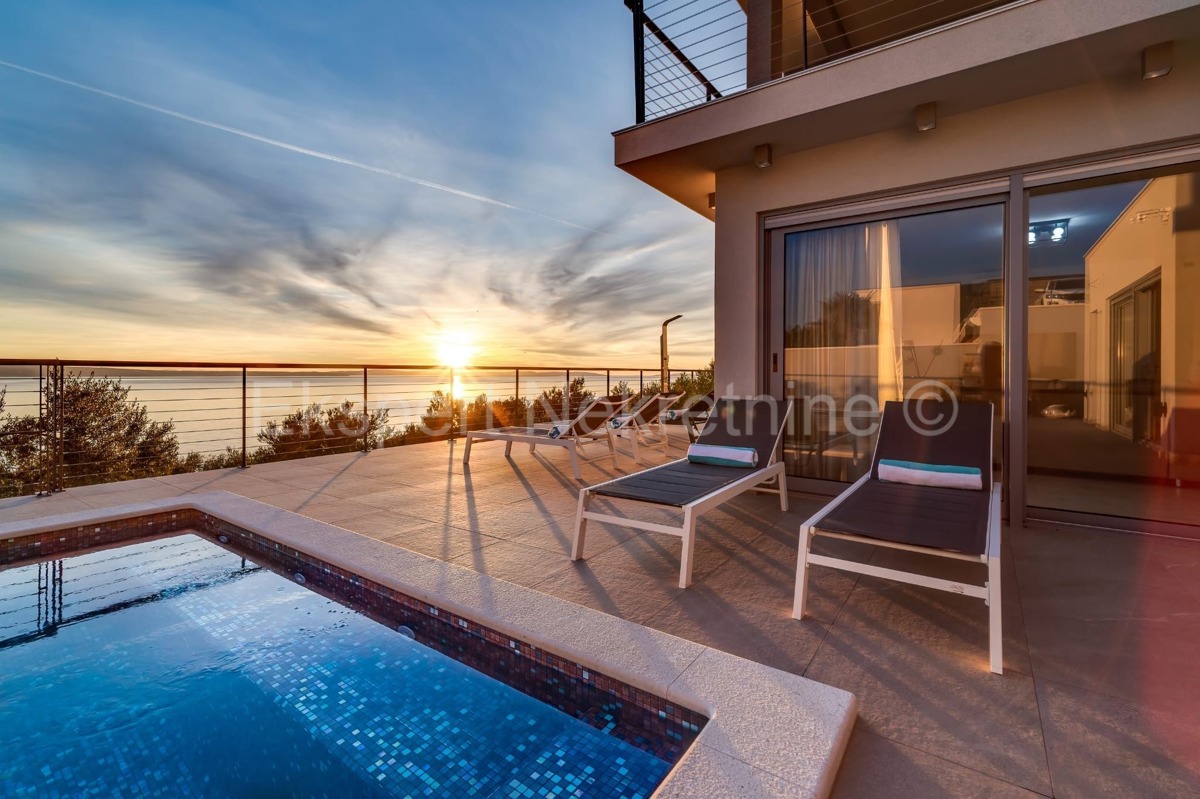 Podstrana, Mutogras, villa di lusso 370 m2 con giardino 392 m2 e piscina