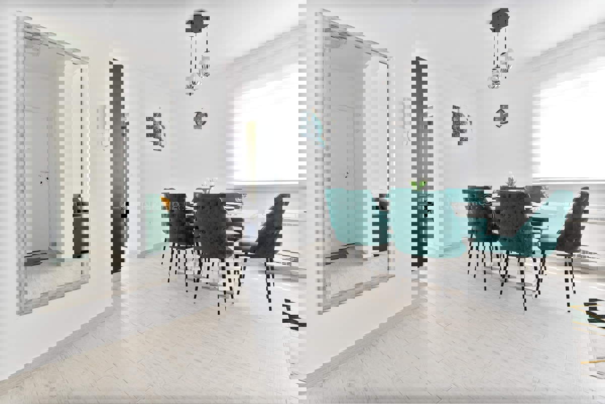 Trogir, Center, 3-bedroom apartment 67 m2, furnished, TOP location!!!