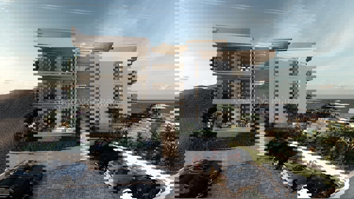 Čiovo, Okrug G., appartamento con due camere da letto con giardino e parcheggio, vista mare
