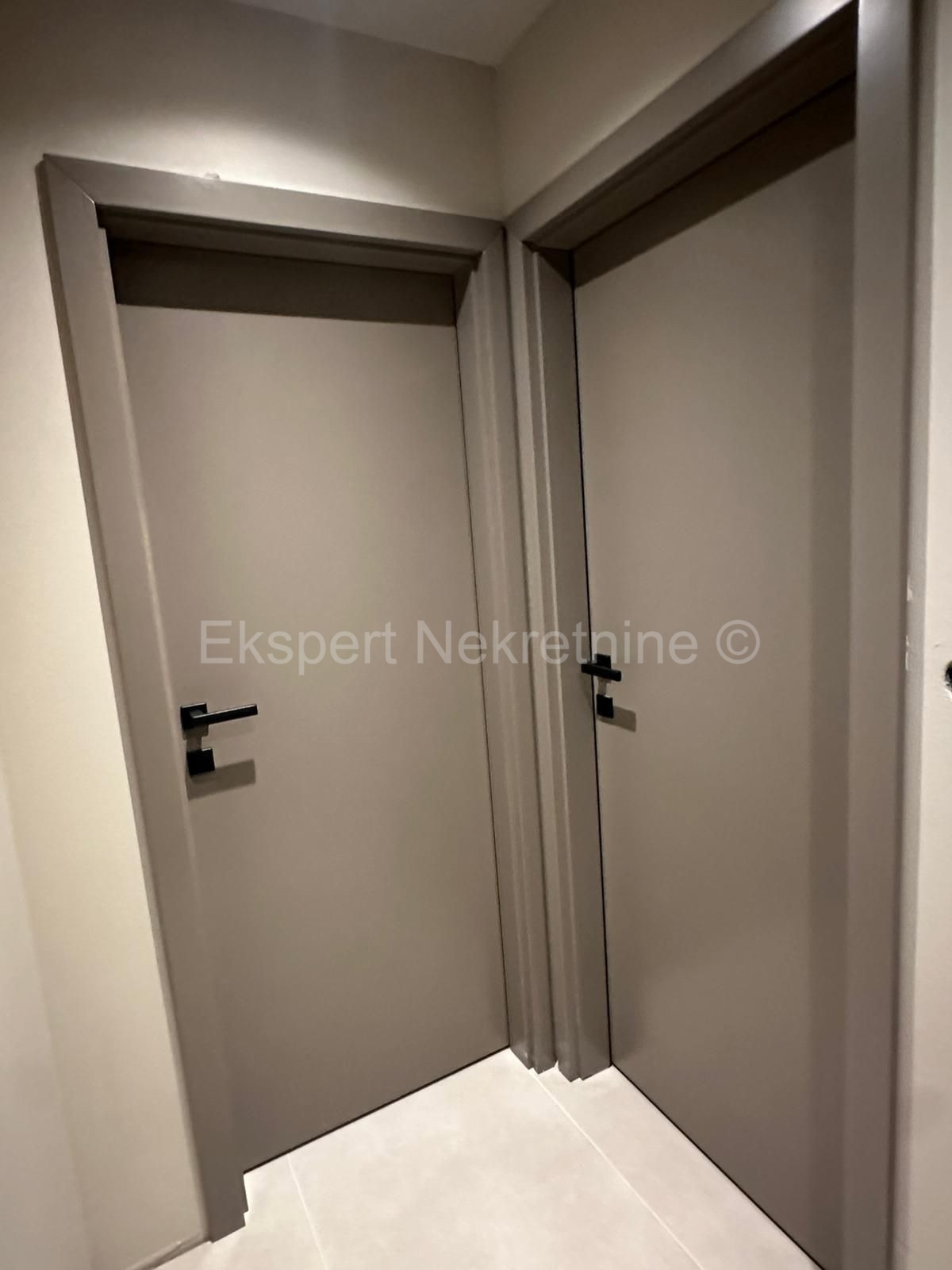 Čiovo, Okrug G., 2-bedroom apartment 68 m2, 2nd row from the sea, sea view,