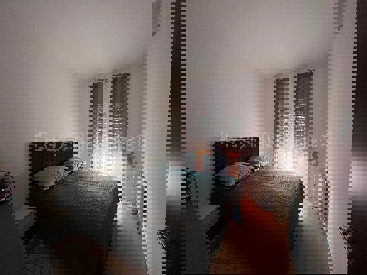 Solin, Rupotina, casa indipendente 260m2 con giardino e vista