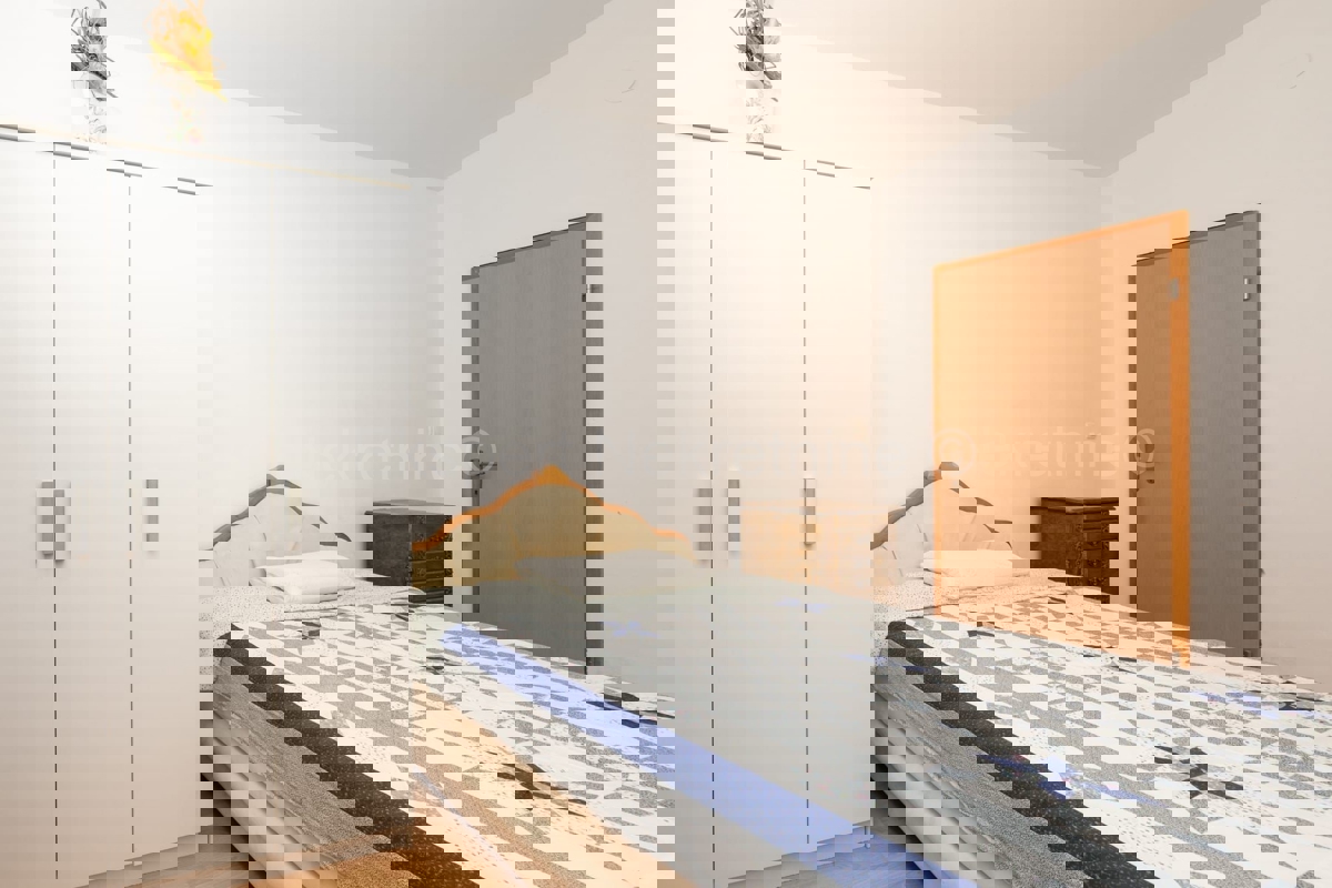 Solin, Rupotina, casa indipendente 260m2 con giardino e vista