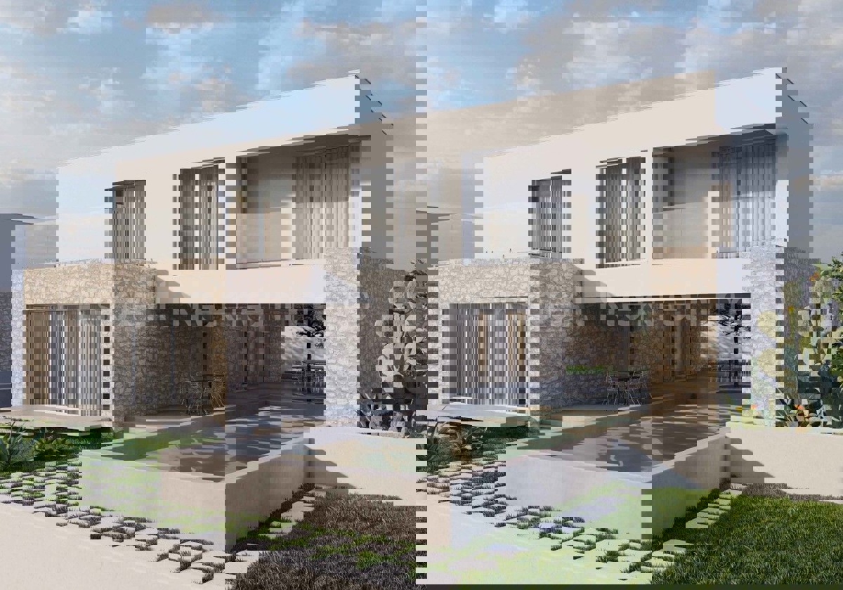 Rogoznica, luxury villa 309 m2 with swimming pool (40m2) only 120 from the sea and beach,