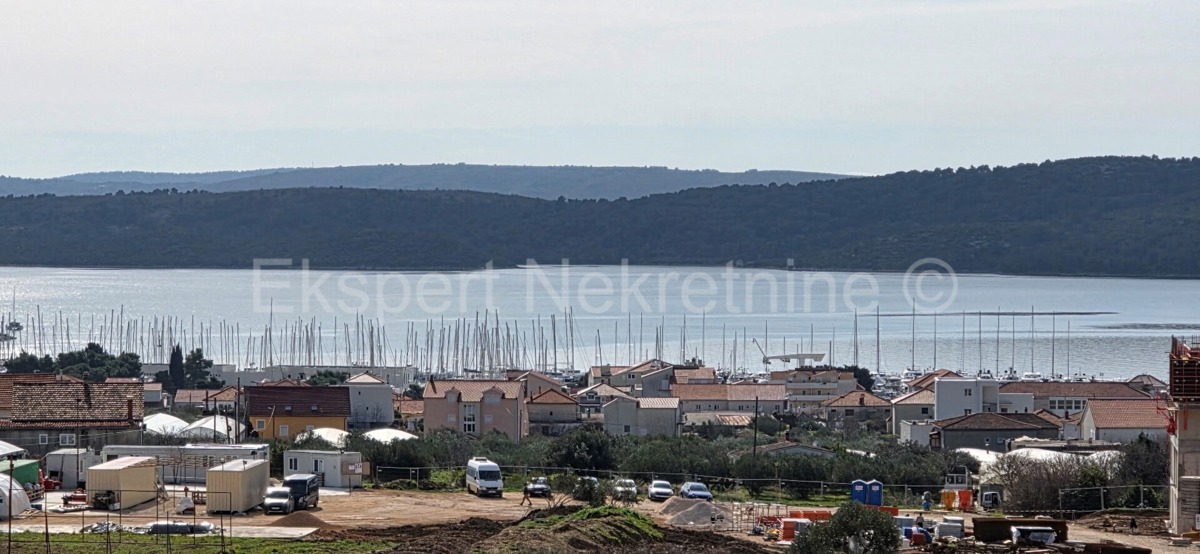 Seget D., 2-bedroom apartment 66 m2, in a new building, 1st floor, sea view,mare,