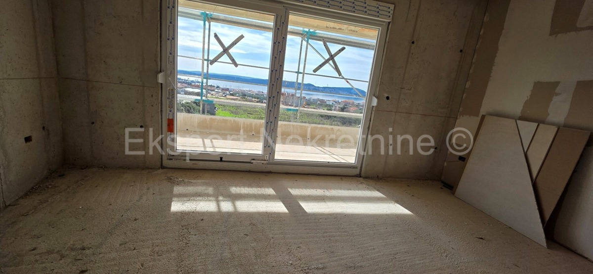 Seget D., 2-bedroom apartment 66 m2, in a new building, 1st floor, sea view,mare,