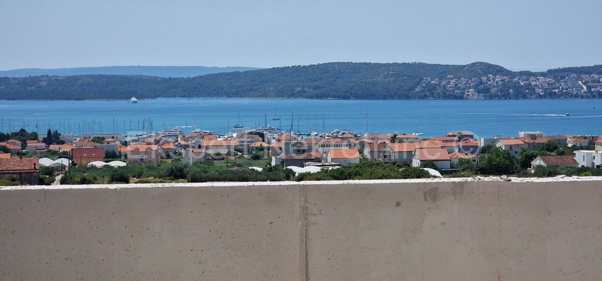 Seget D., 2-bedroom apartment 66 m2, in a new building, 1st floor, sea view,mare,