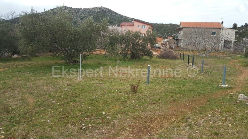 Marina, Poljica, terreno edificabile 850 m2, 170 m dal mare