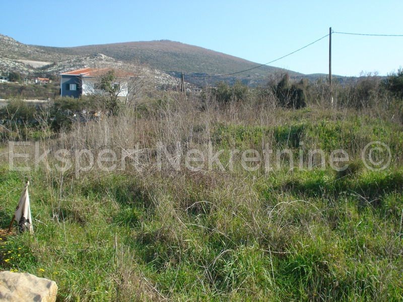 Kaštela, Terreno edificabile nuovo di 4000 m2 con strada fino al terreno.