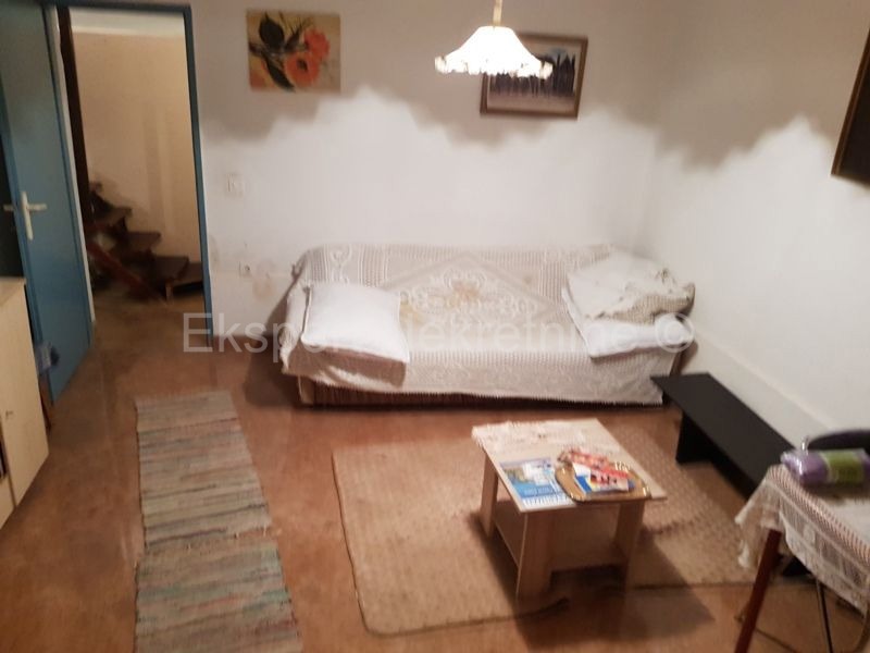 Marina, Poljica, casa bifamiliare 160 m2, garage, prima fila al mare