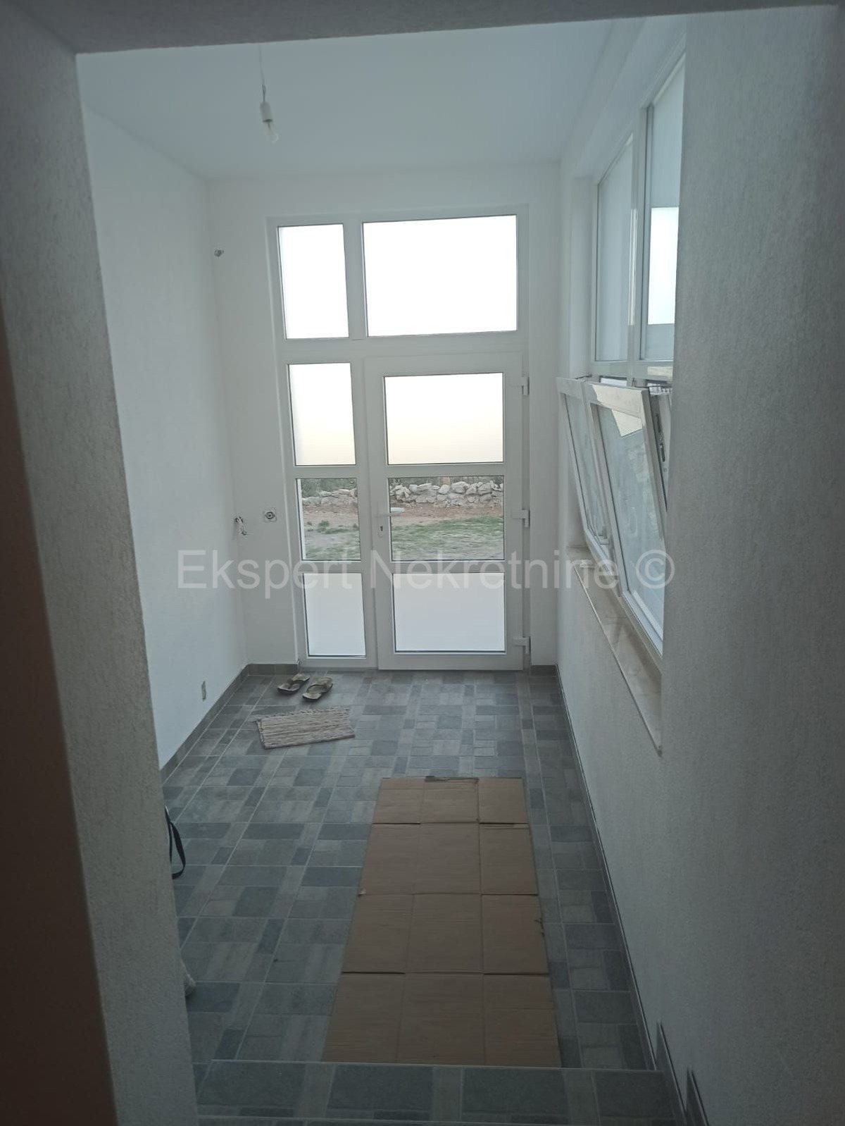 K. Sućurac - casa indipendente con tre appartamenti.