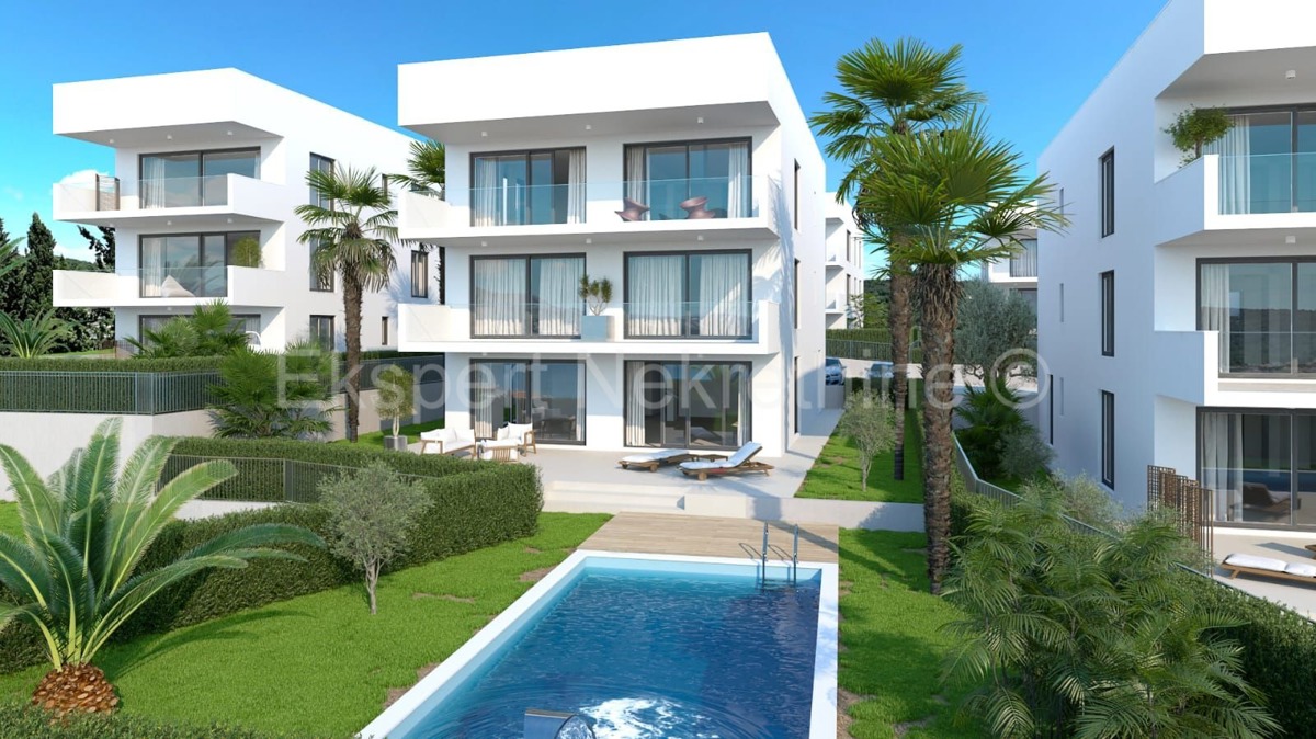 Čiovo, Okrug.G., lussuoso trilocale 126,89 m2 con due posti auto