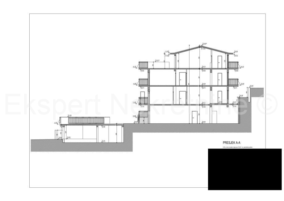 Trogir, Saldun, casa bifamiliare 430m2, garage, prima fila al mare, a 20 m dalla spiaggia