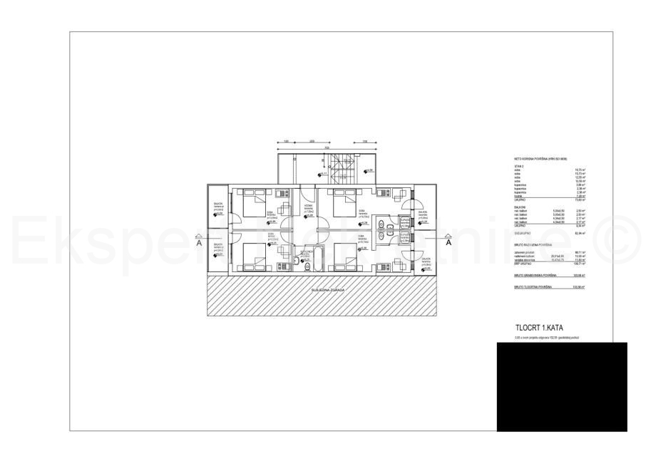 Trogir, Saldun, casa bifamiliare 430m2, garage, prima fila al mare, a 20 m dalla spiaggia