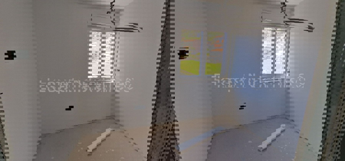 Seget D., penthouse 174 m2, new building, panoramic sea view, 2 garages
