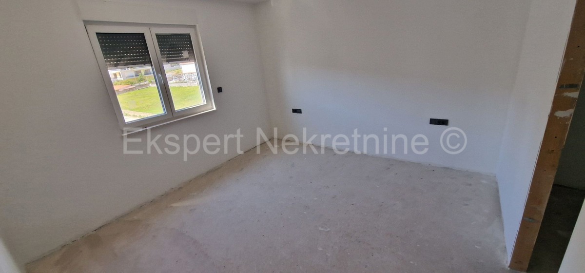 Seget D., penthouse 174 m2, new building, panoramic sea view, 2 garages