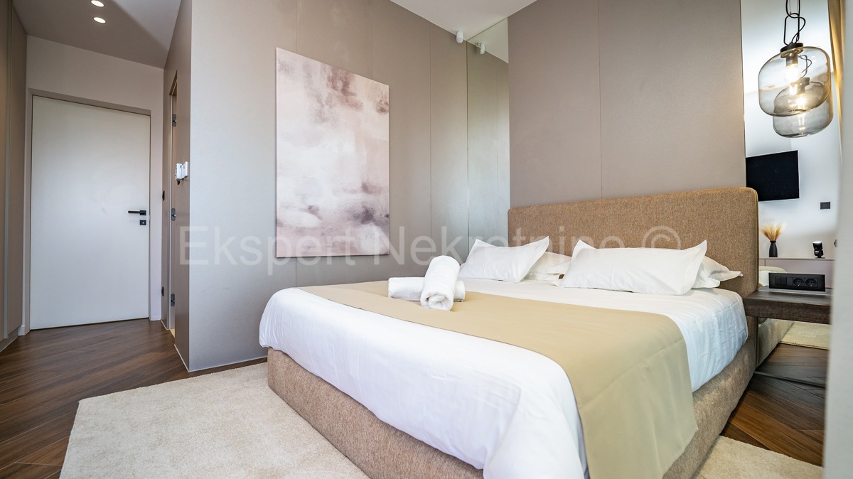 Trogir, luxury villa 312 m2, with swimming pool and garage and landscaped garden