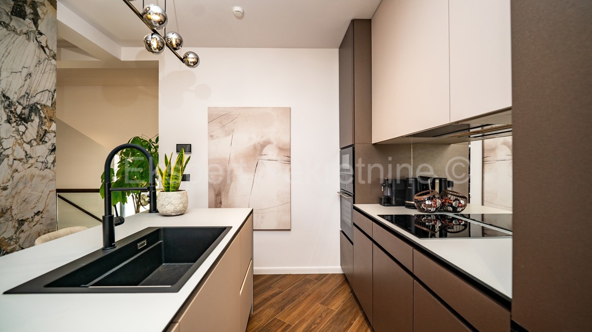 Trogir, luxury villa 312 m2, with swimming pool and garage and landscaped garden