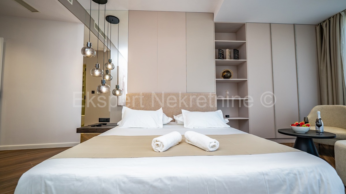 Trogir, luxury villa 312 m2, with swimming pool and garage and landscaped garden