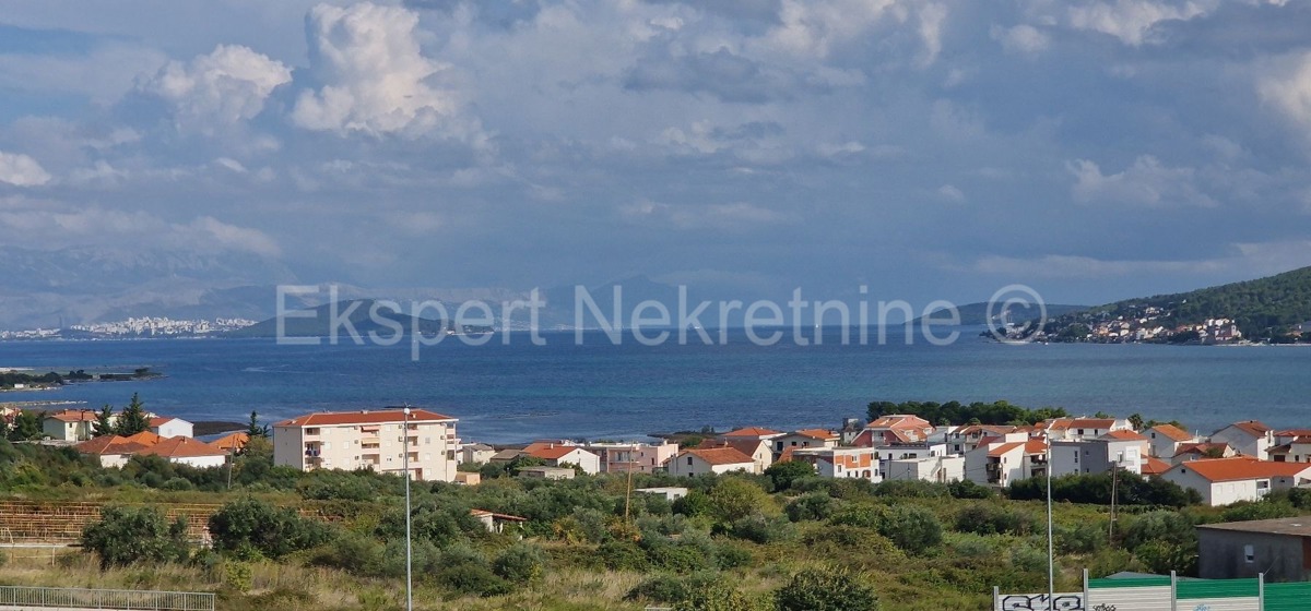 Trogir, penthouse 70 m2 + 74 m2 roof terrace, sea view,