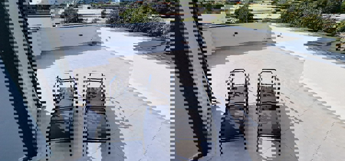 Trogir, penthouse 70 m2 + 74 m2 roof terrace, sea view, 