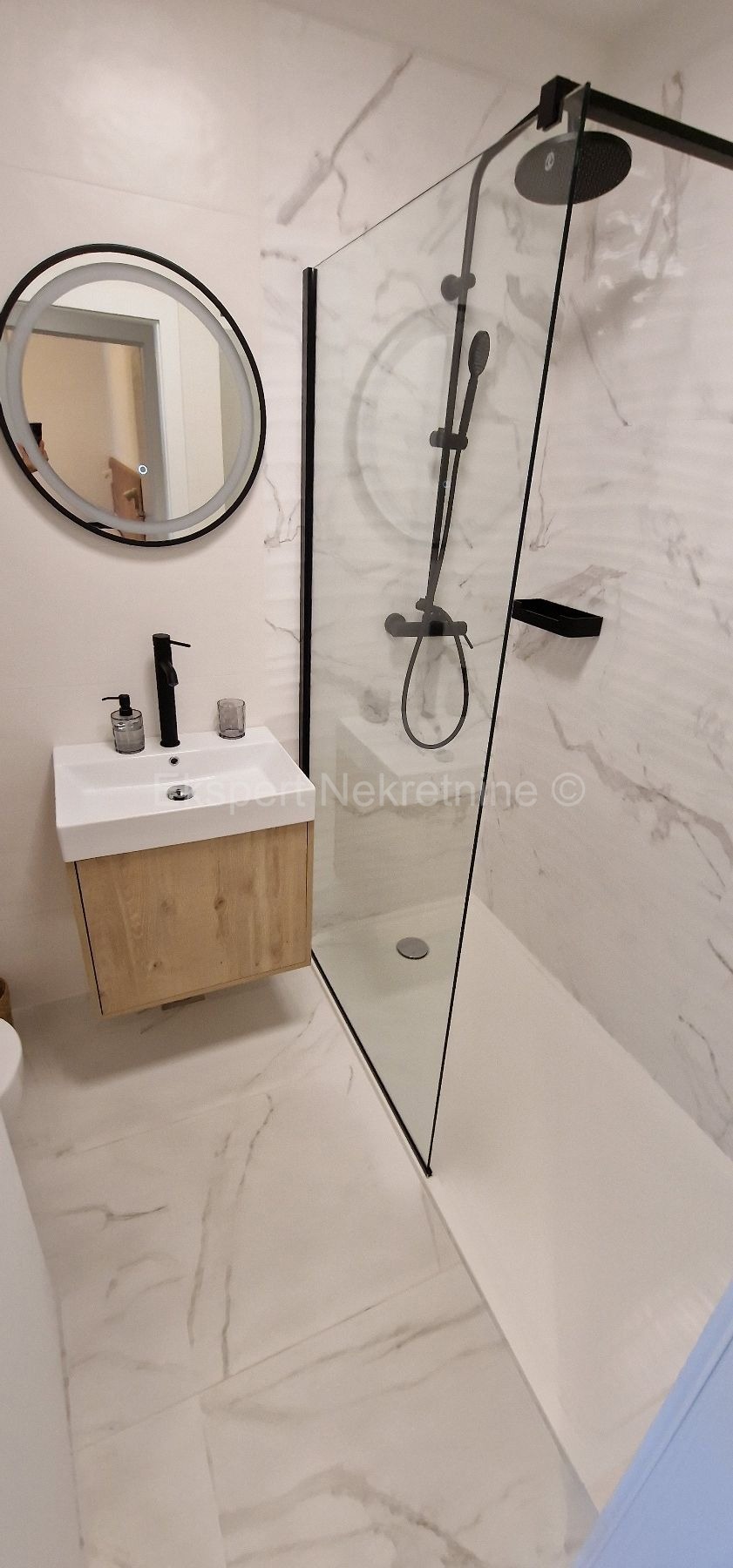 Trogir, penthouse 70 m2 + 74 m2 roof terrace, sea view,