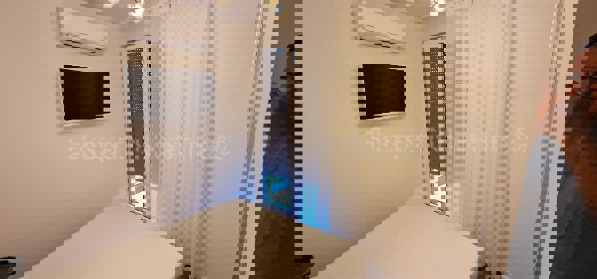 Trogir, penthouse 70 m2 + 74 m2 roof terrace, sea view, 