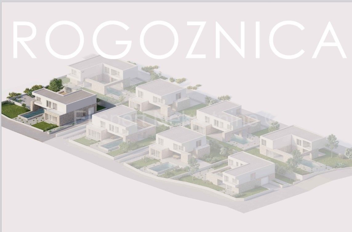 Rogoznica, luxury villa 276 m2 with swimming pool (41m2) only 120 from the sea and beach,