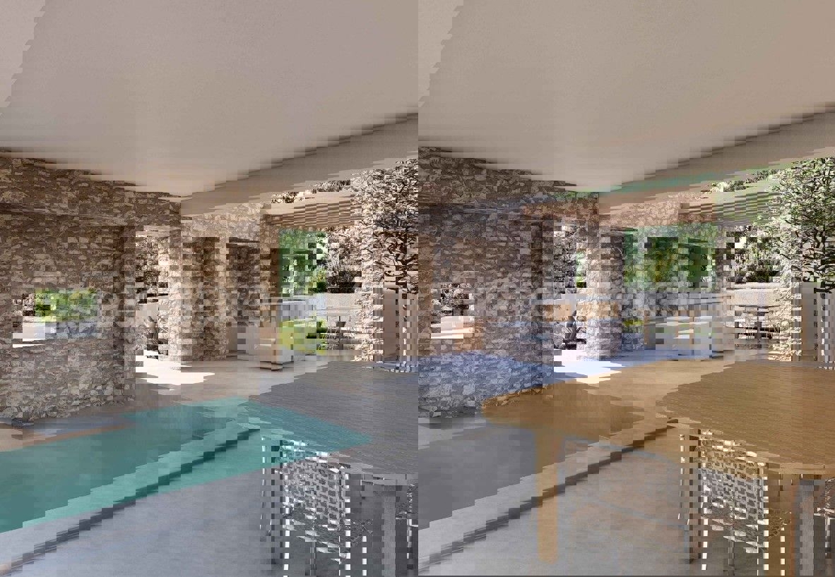 Rogoznica, luxury villa 276 m2 with swimming pool (41m2) only 120 from the sea and beach,