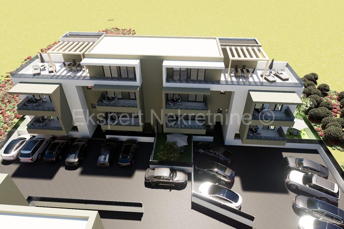 Trogir, 1-bedroom apartment 36 m2 + garden 64 m2, new building, ground floor