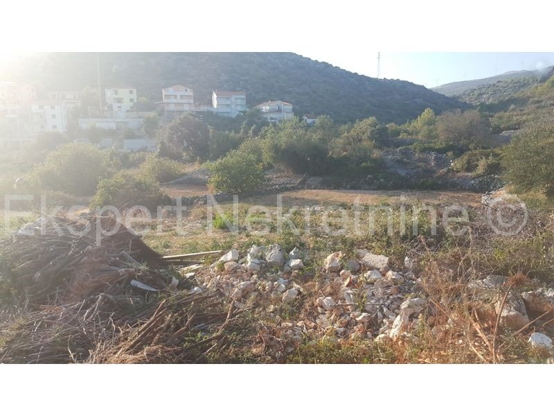 Seget Vranjica, terreno edificabile 1200 m2, 350 m dal mare