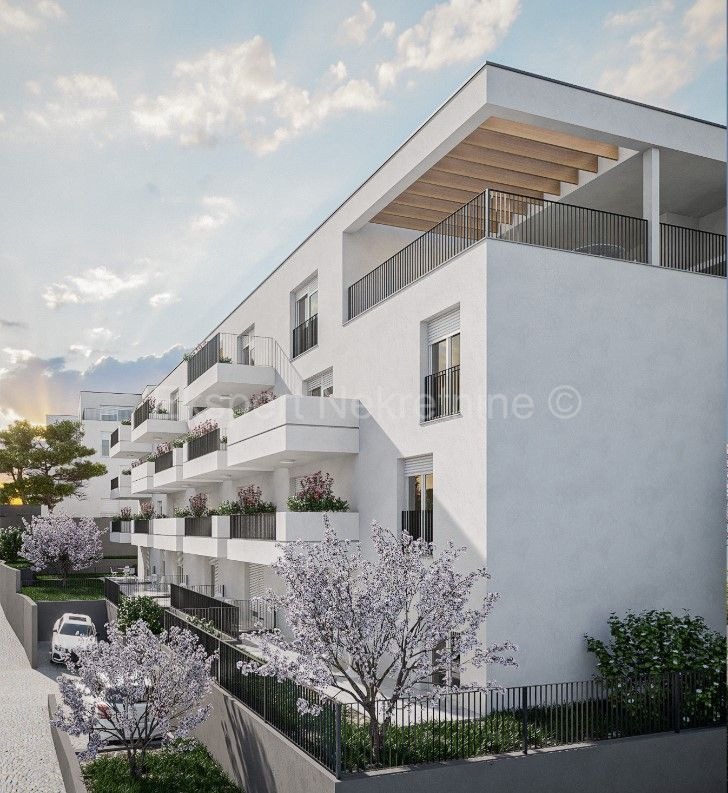 Čiovo, Okrug.G., appartamento di 2 locali 59m2, vista mare, garage, Novogr.