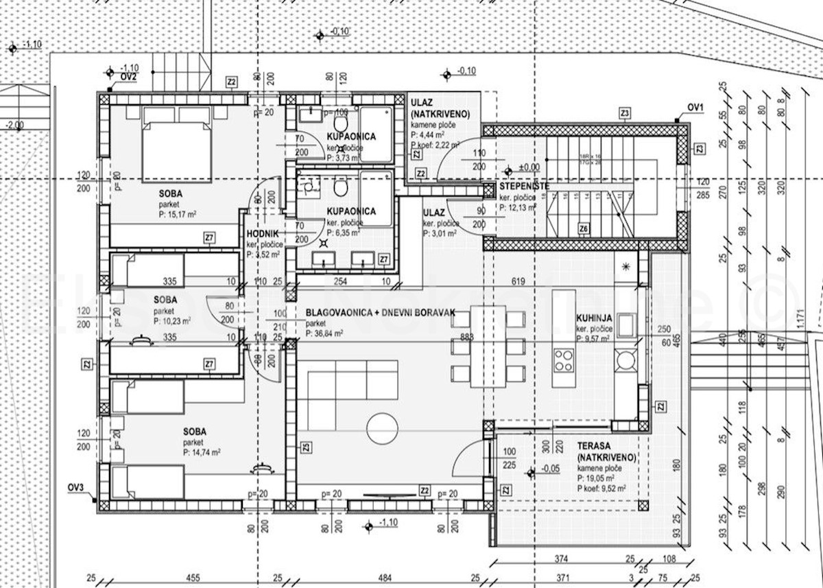 Rogoznica, palazzina di 449 m2, con 3 appartamenti di 124 m2, piscina, Novograd.