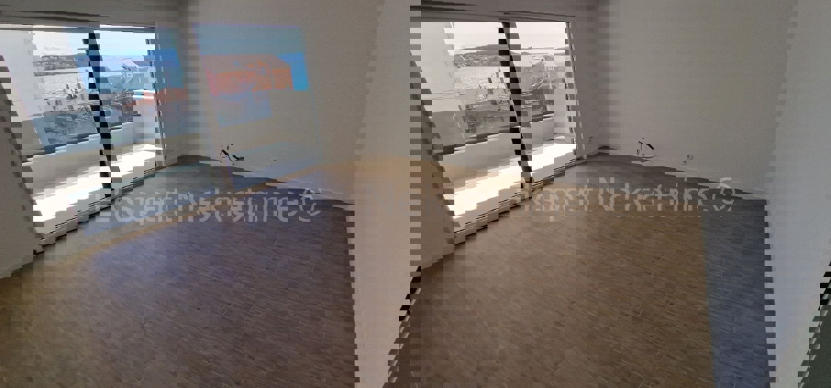 Seget D., 3-bedroom apartment 93 m2, new building, sea view, ready to move in immediately