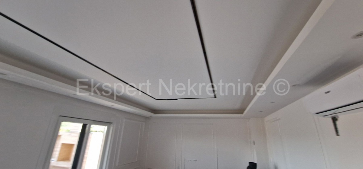 Trogir, Plano, luxury villa 318 m2, with swimming pool and summer kitchen, view