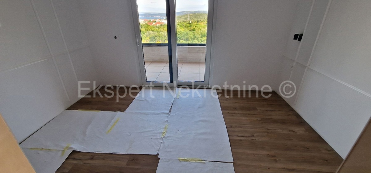 Trogir, Plano, luxury villa 318 m2, with swimming pool and summer kitchen, view