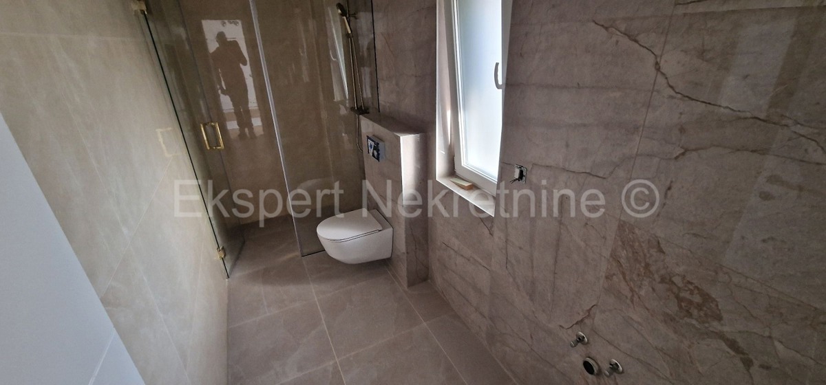 Trogir, Plano, luxury villa 318 m2, with swimming pool and summer kitchen, view