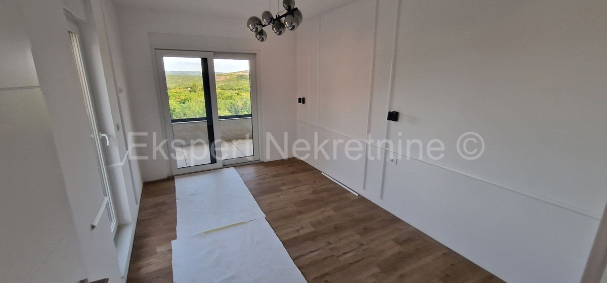 Trogir, Plano, luxury villa 318 m2, with swimming pool and summer kitchen, view