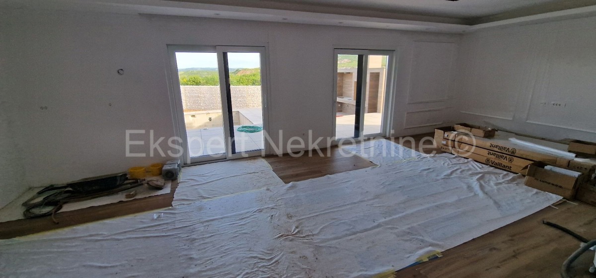 Trogir, Plano, luxury villa 318 m2, with swimming pool and summer kitchen, view