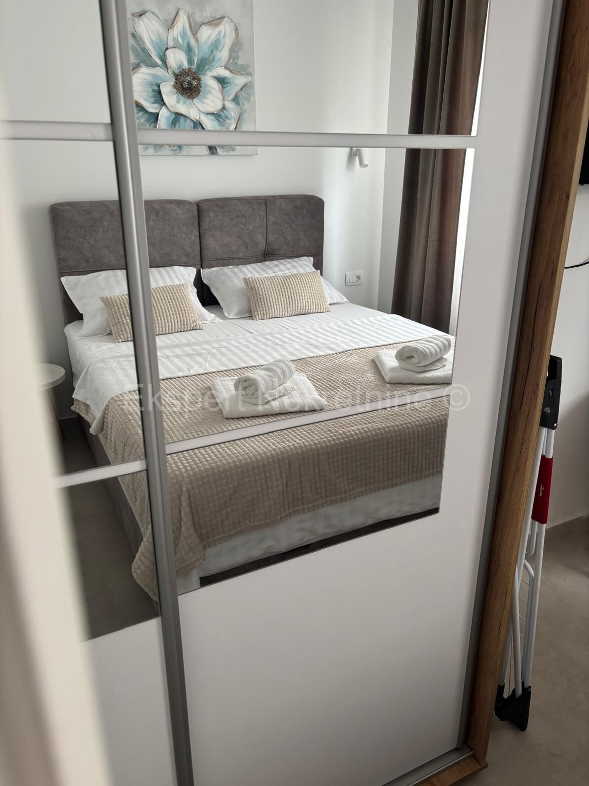 Kaštel Štafilić, appartamento bilocale 53,2m2 con giardino 100m2 e posto auto