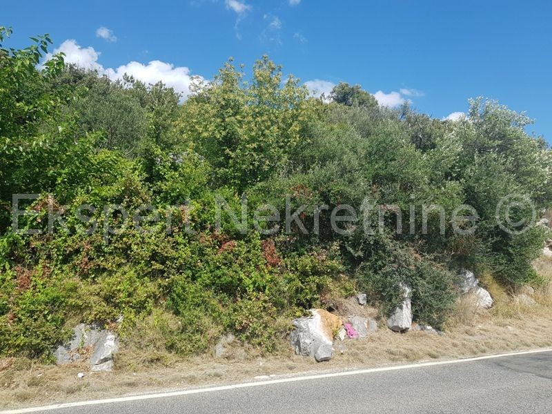 Marina, Poljica, terreno edificabile 1850m2, 150 m dal mare